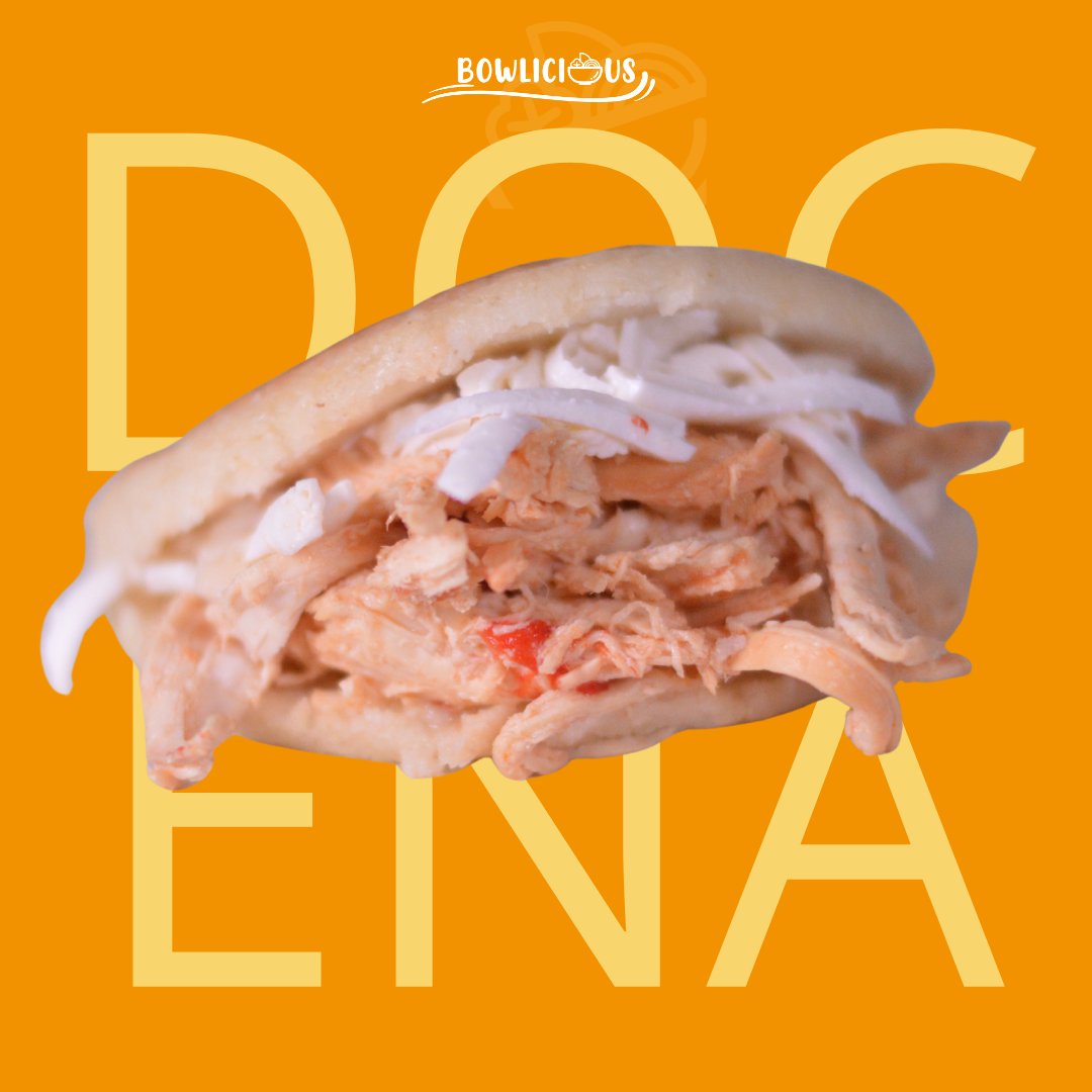 Docena de Arepas Rellena de Pollo